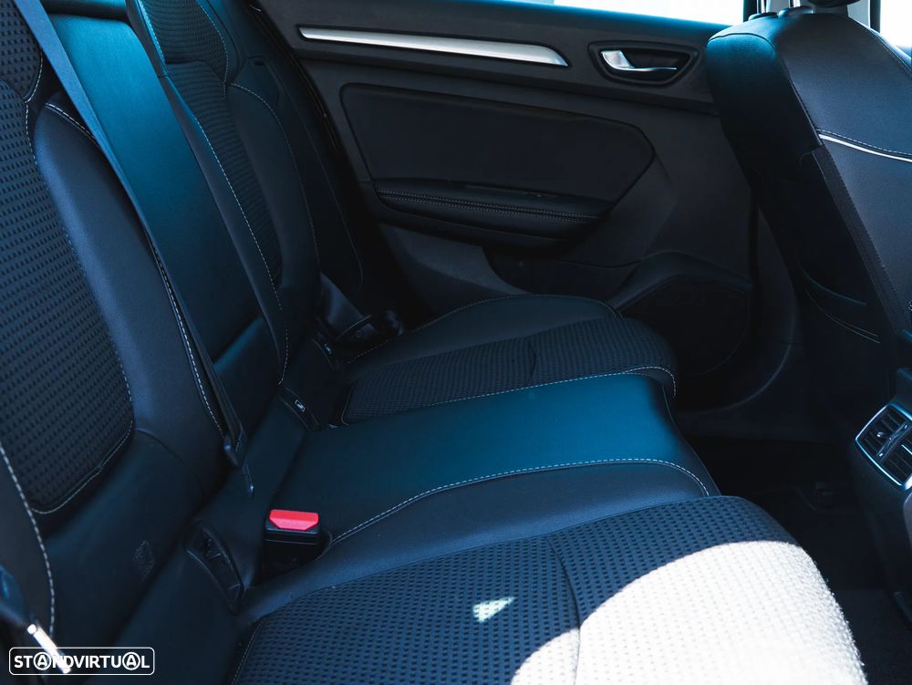 Renault Mégane Sport Tourer ENERGY dCi 110 Start & Stopp Bose Edition - 27