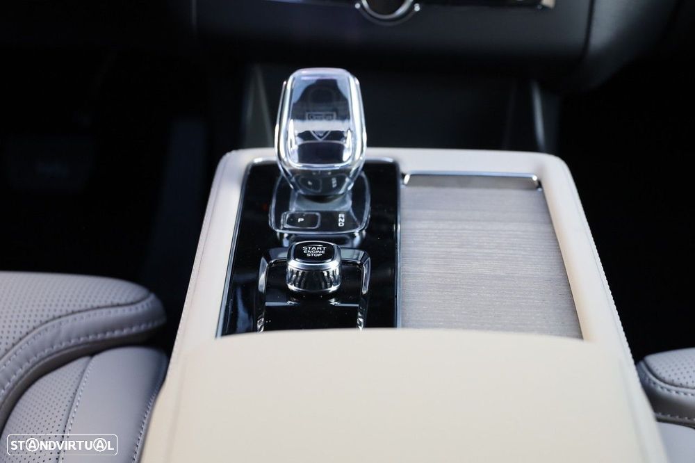 Volvo XC 90 2.0 T8 PHEV Plus Bright AWD - 26