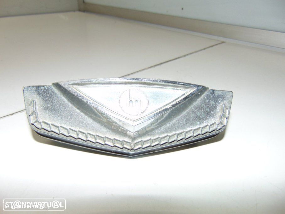 Mazda - símbolo e legenda antigo - 2