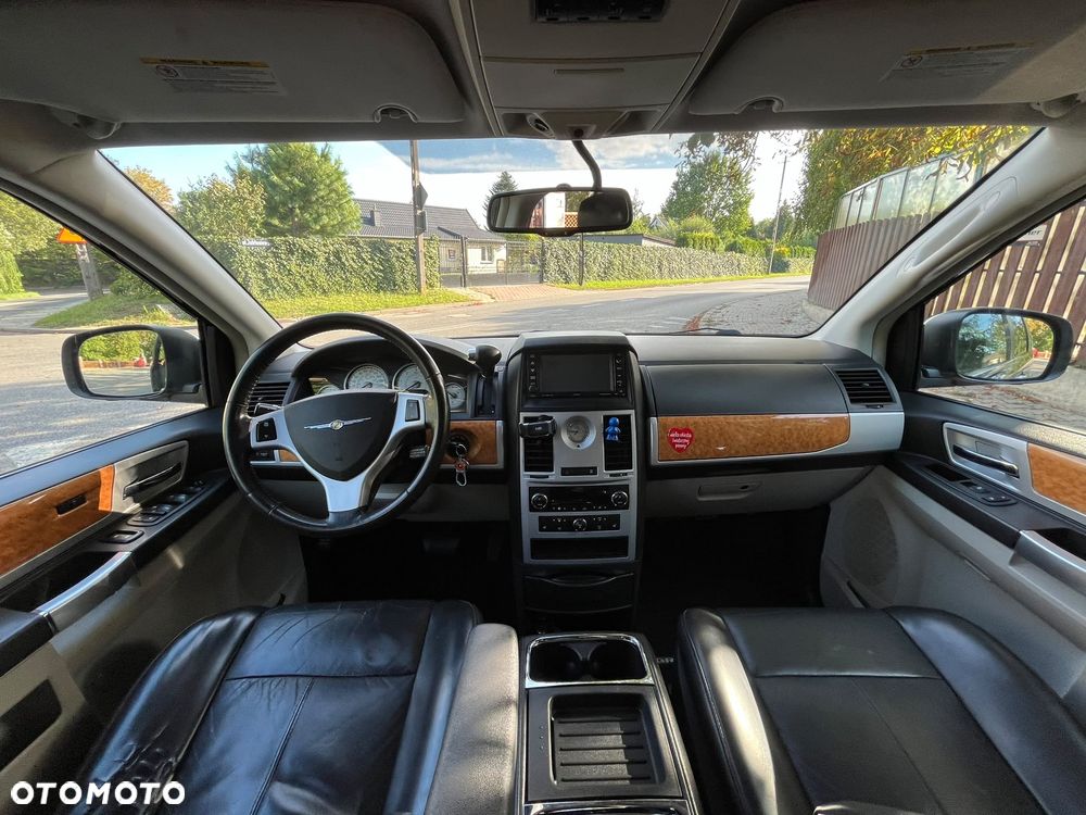 Chrysler Grand Voyager - 8