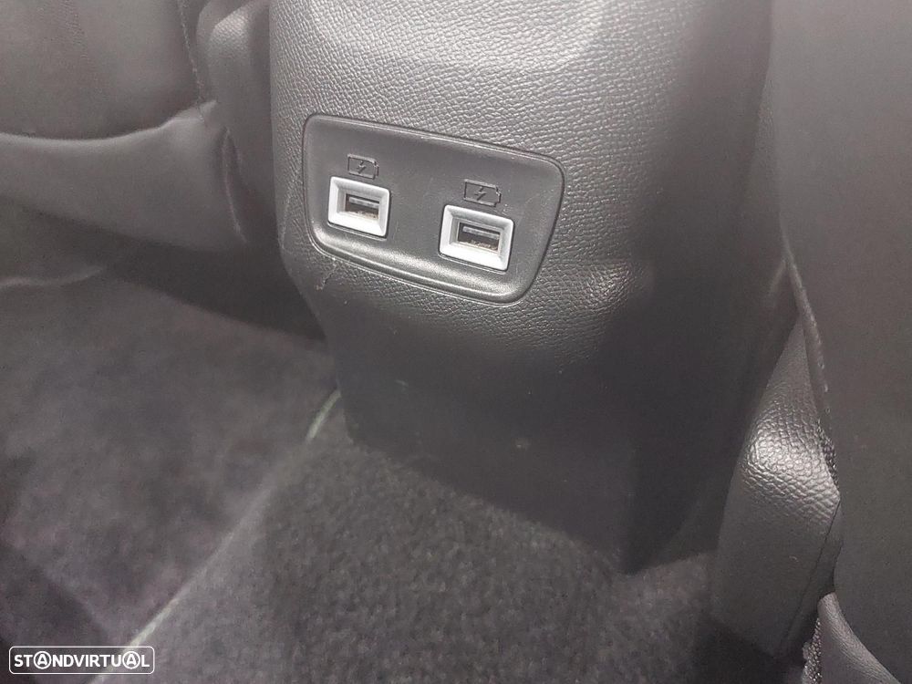 Peugeot 2008 1.2 PureTech GT Line - 47