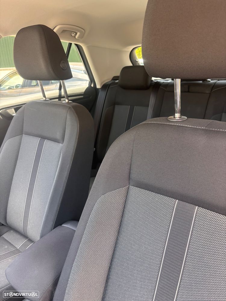 VW T-Roc 1.0 TSI Urban - 20