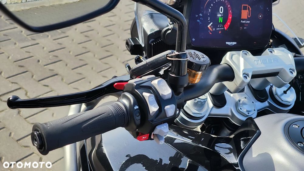 Triumph Tiger - 14