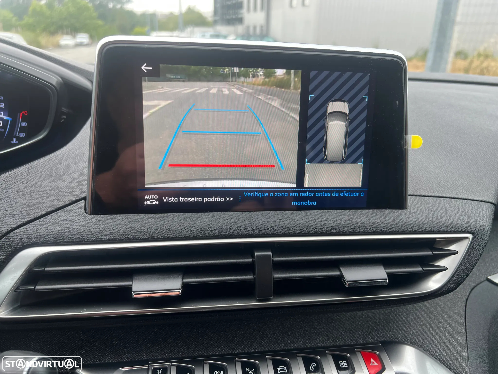 Peugeot 5008 1.5 BlueHDi GT Line J19 EAT8 - 6