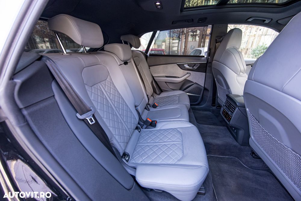 Audi Q8 3.0 50 TDI quattro Tiptronic MHEV - 36