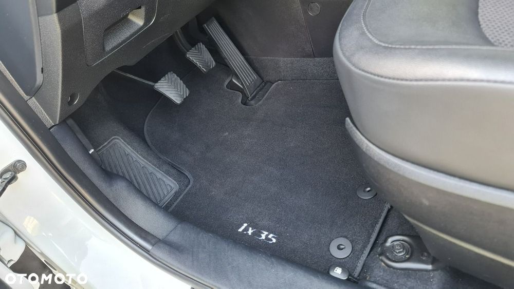 Hyundai ix35 - 15
