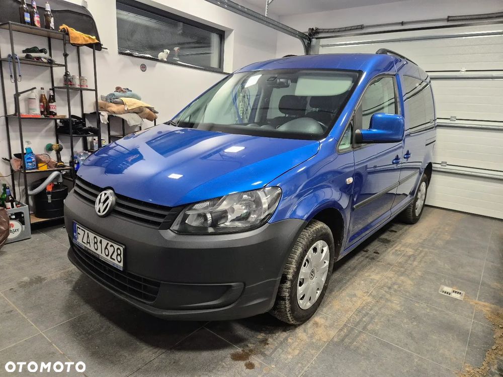 Volkswagen Caddy Comfortline BMT - 4