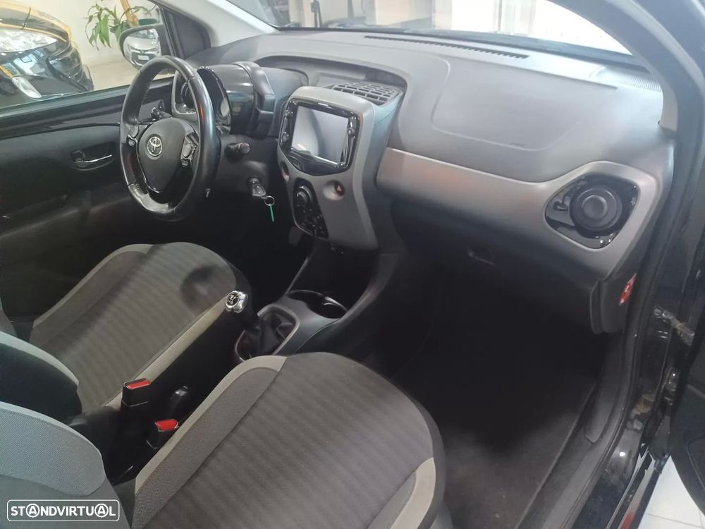 Toyota Aygo x-play club - 20