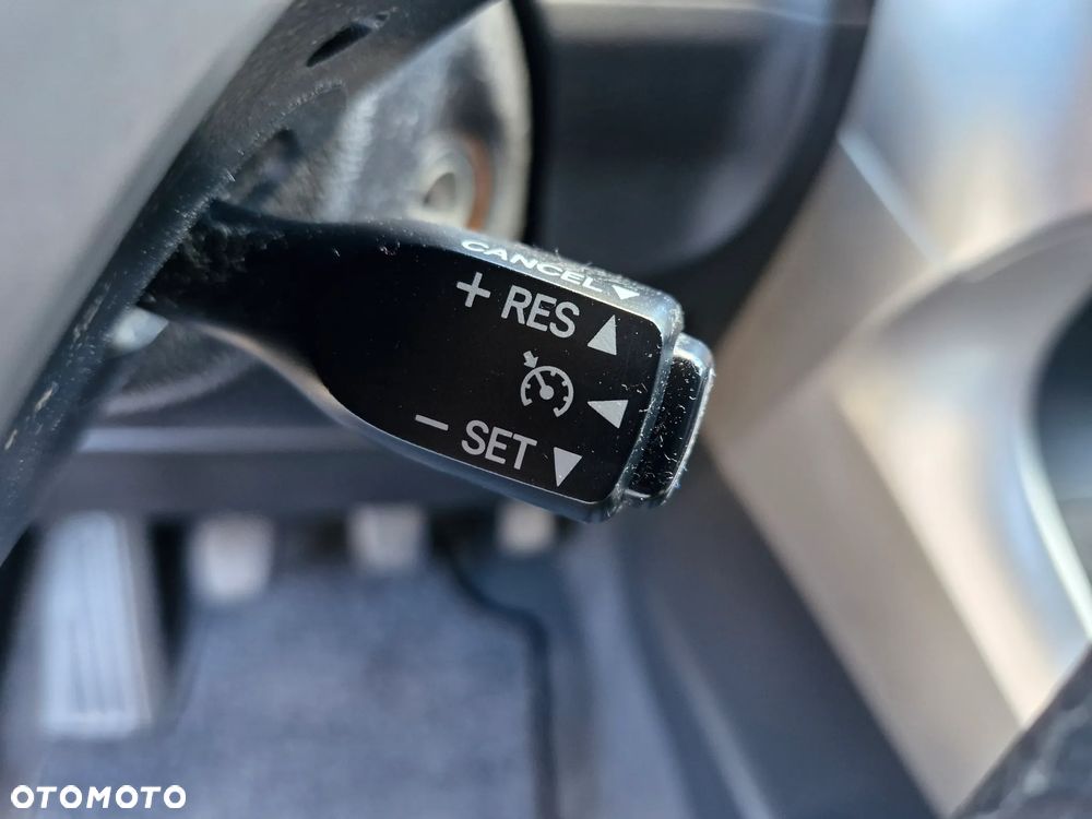 Toyota Verso 1.8 Sol EU5 - 14