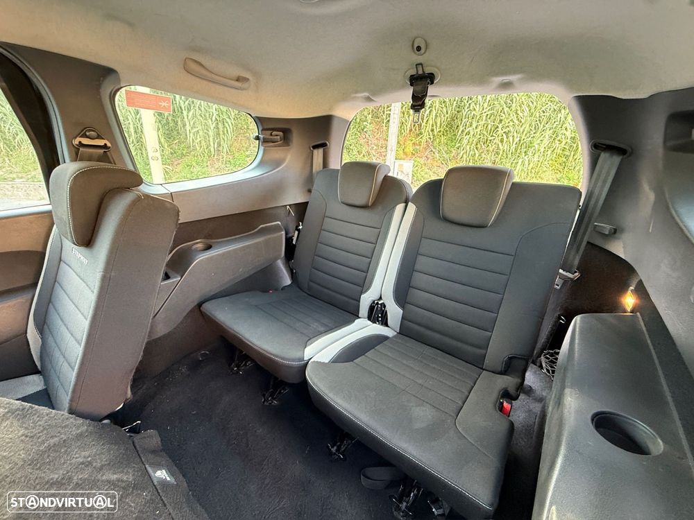 Dacia Lodgy 1.5 Blue dCi Stepway 7L - 14