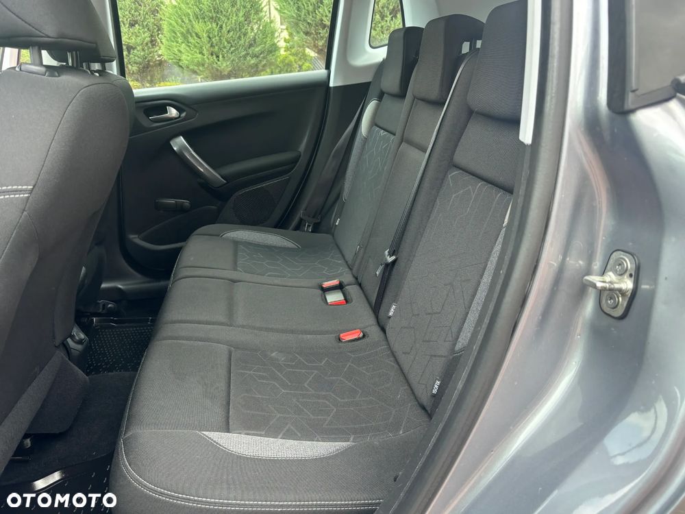 Peugeot 2008 - 19