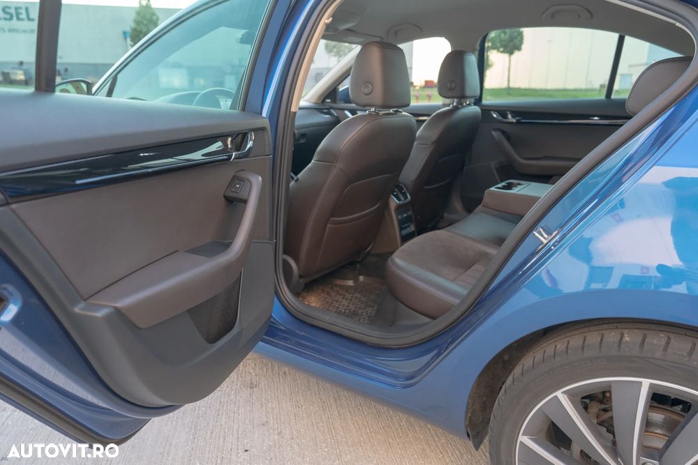 Skoda Octavia 2.0 TDI 4X4 DSG L&K - 19