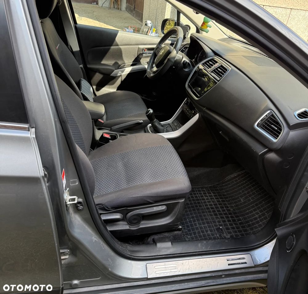 Suzuki SX4 S-Cross 1.0 T Comfort - 9