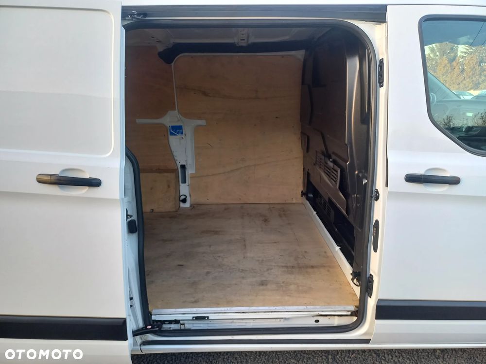 Ford Transit Custom - 28
