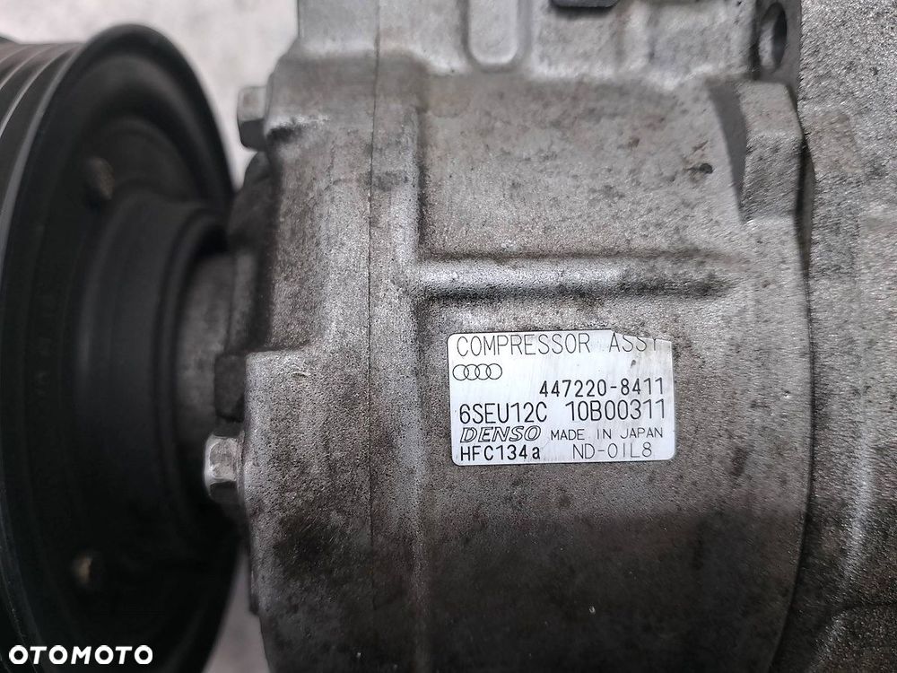POMPA, SPRĘŻARKA KLIMATYZACJI AUDI A4 B6 447220-8411  DENSO 2.0 20V - 4