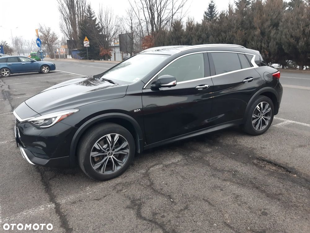 Infiniti QX30 2.0t DCT AWD Luxe Tech - 3