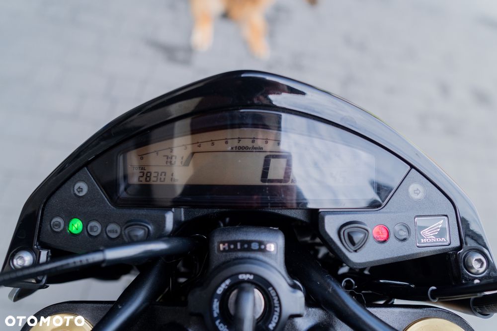 Honda CB - 27