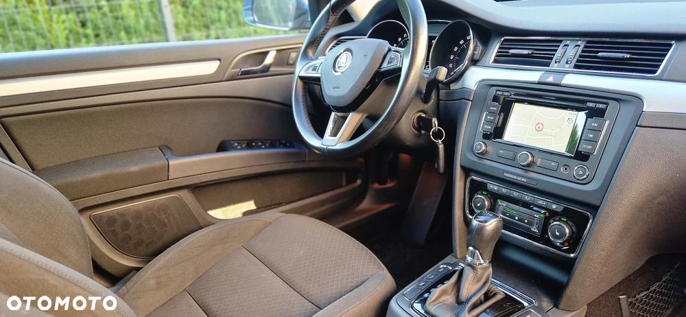 Skoda Superb 2.0 TDI DSG Exclusive - 12