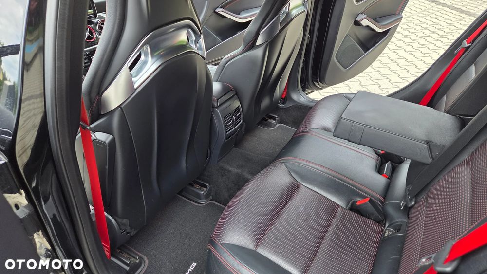 Mercedes-Benz GLA 45 AMG 4-Matic - 29
