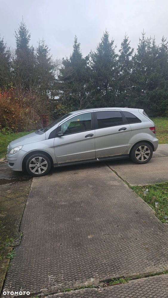 Mercedes-Benz Klasa B - 1