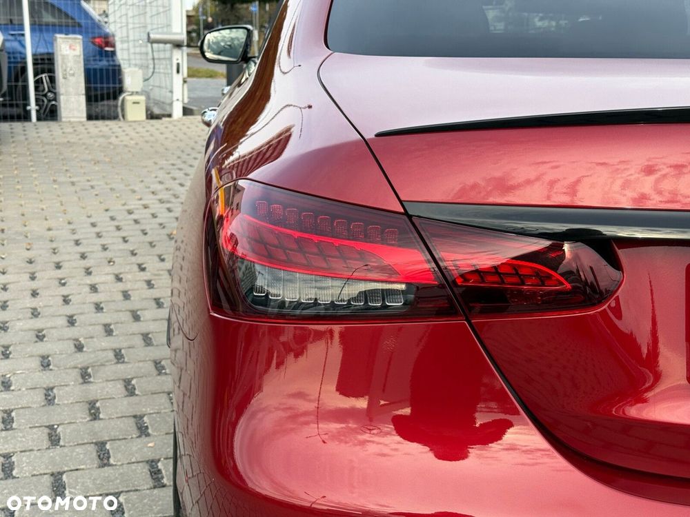 Mercedes-Benz Klasa E 220 d Business Edition - 13