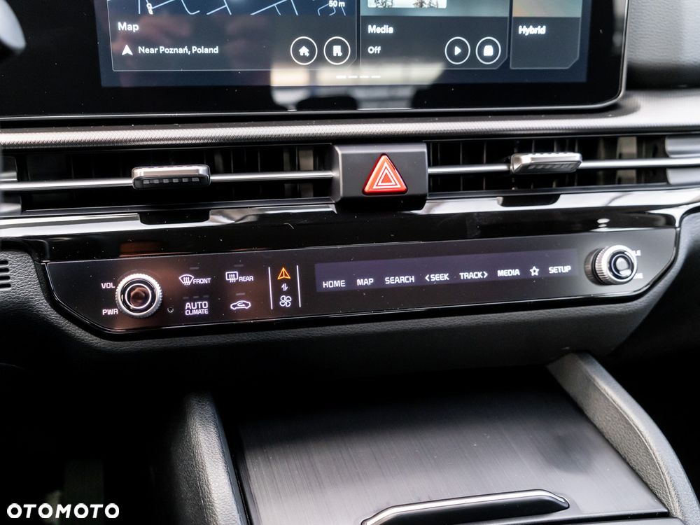 Kia Sportage 1.6 T-GDI HEV M 2WD - 29