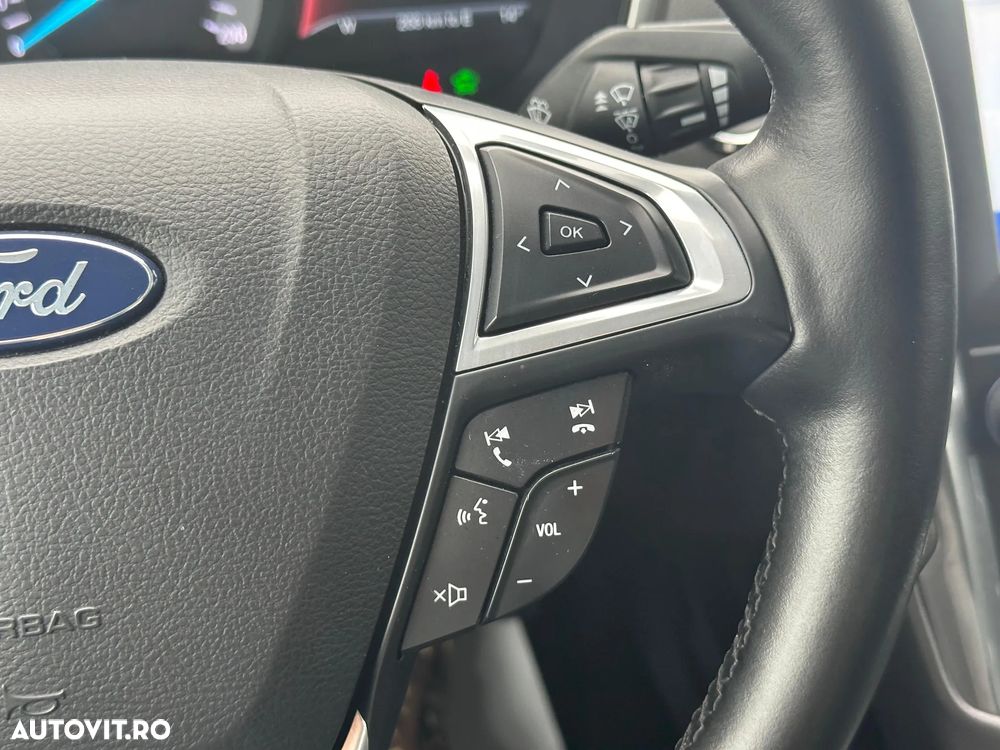 Ford Mondeo 2.0 HEV Titanium - 35