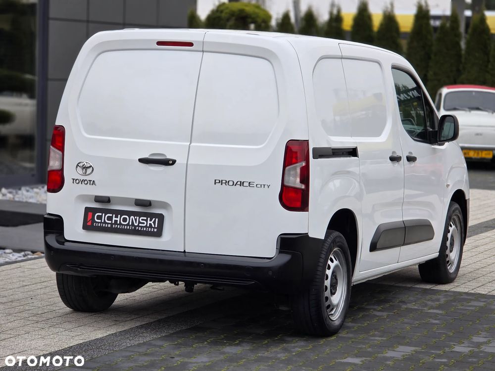 Toyota Proace City 2.0t 1.5 D-4d 100KM  3 OSOBOWA Furgon Blaszak BEZWYPADKOWA z Polskiego Salonu I Pierwszy i Jedyny Właściciel I Pełna Faktura Vat 23% - 7
