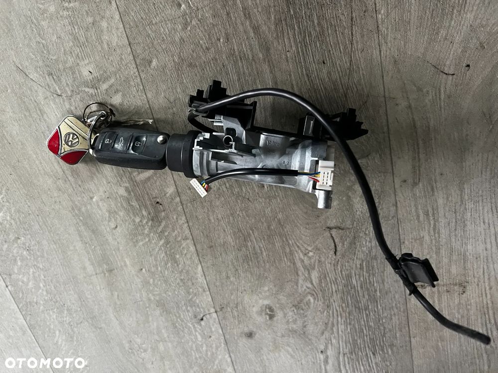 STACYJKA KLUCZYK ORG VW GOLF 5 6 CADDY TIGUAN TOURANSTACYJKA ORG VW GOLF 5 6 CADDY TIGUAN TOURAN 1K0905851 5K0837262AD - 1