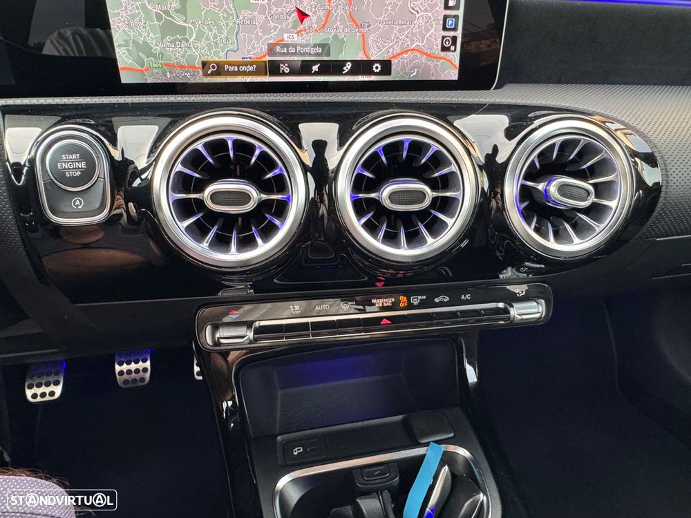 Mercedes-Benz A 180 d AMG Line - 19