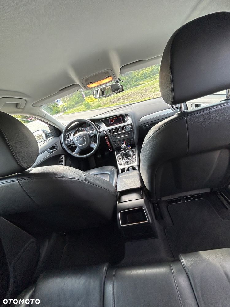 Audi A4 ver-avant-1-8-tfsi-s-line-sportpaket-plus- - 14