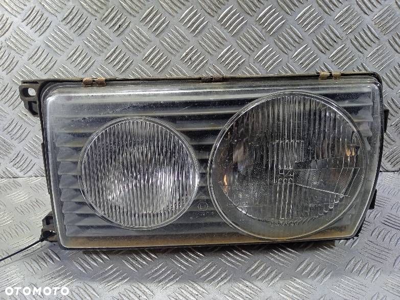 LAMPA PRAWA PRZEDNIA MERCEDES W123 1305235023 - 1