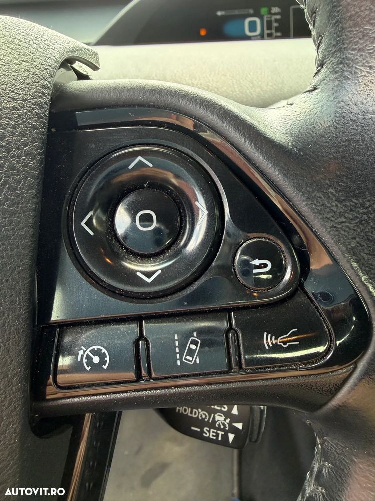 Toyota Prius - 27