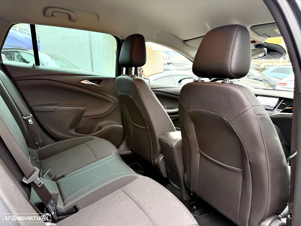 Opel Astra Sports Tourer 1.4 T Innovation Act.S/S - 30