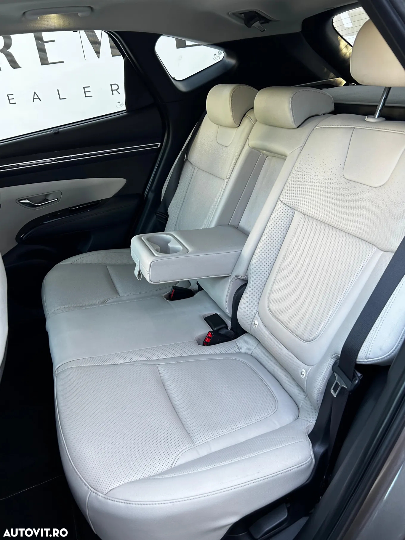 Hyundai Tucson HEV 1.6 l 230 CP 4WD 6AT Luxury - 37