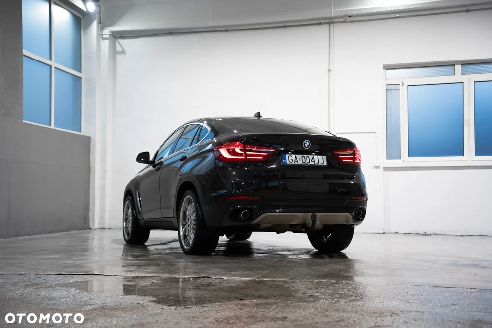 BMW X6 xDrive30d - 18