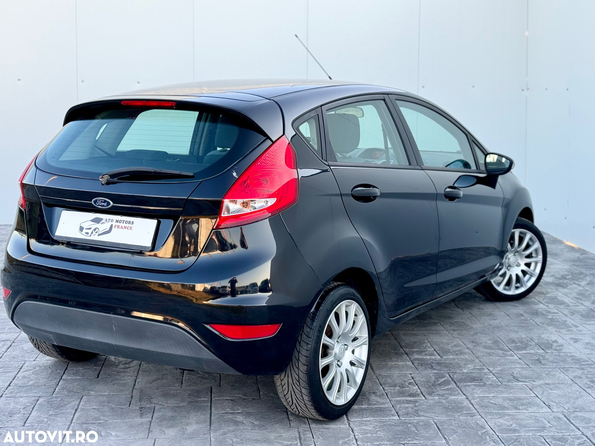 Ford Fiesta - 2