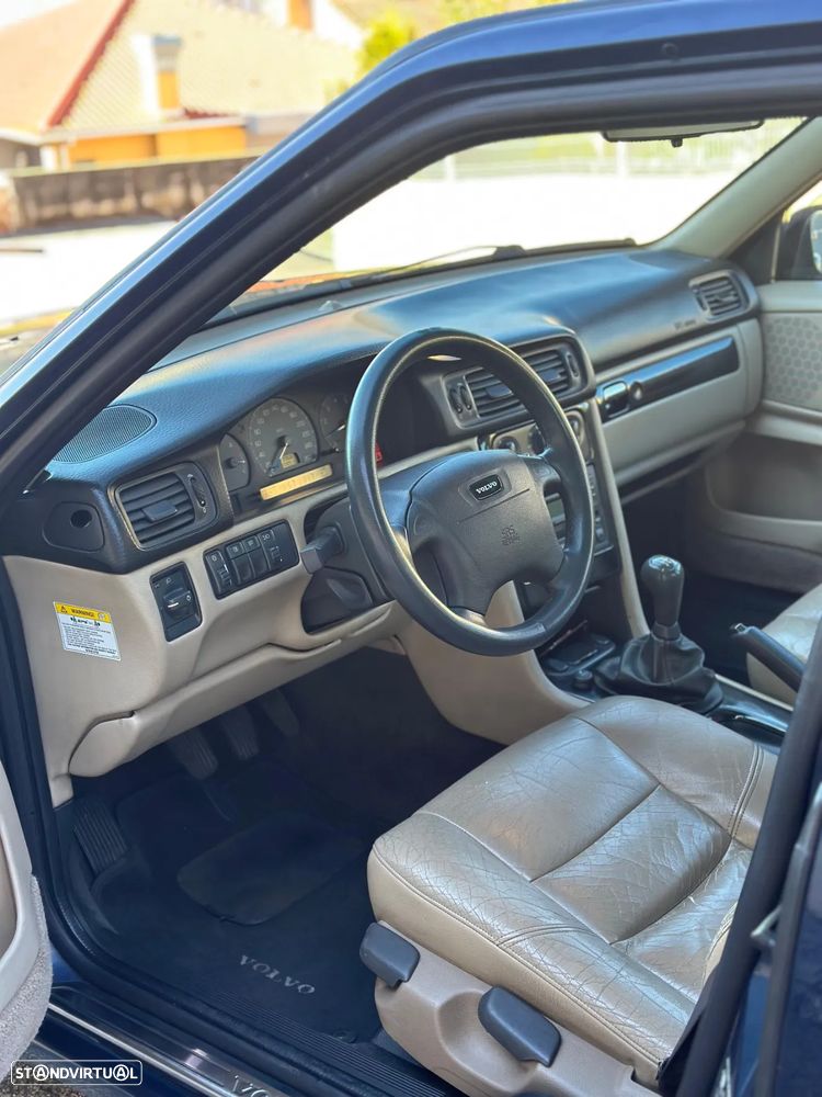 Volvo S70 GLT - 12