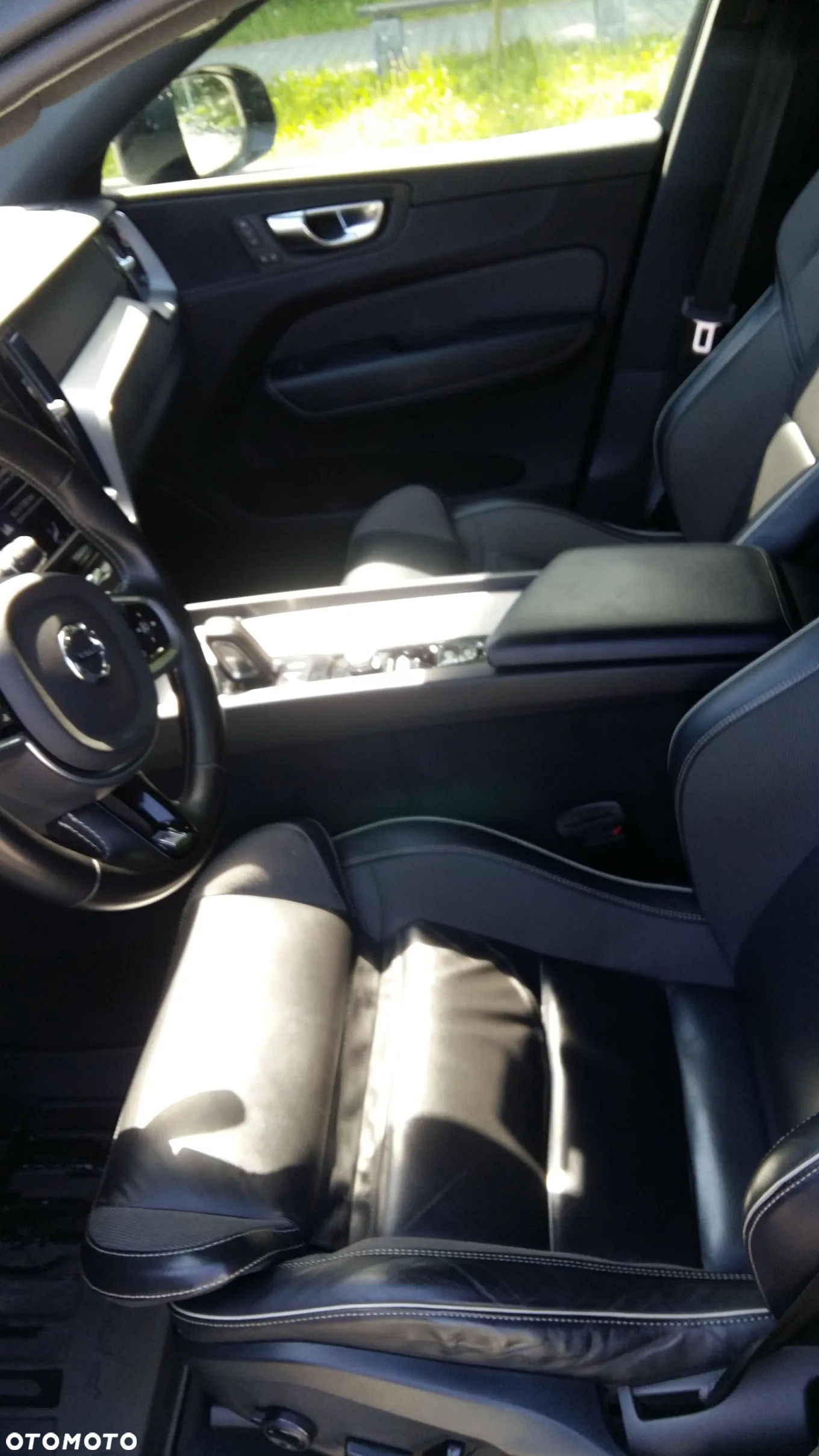 Volvo XC 60 D4 AWD R-Design - 8