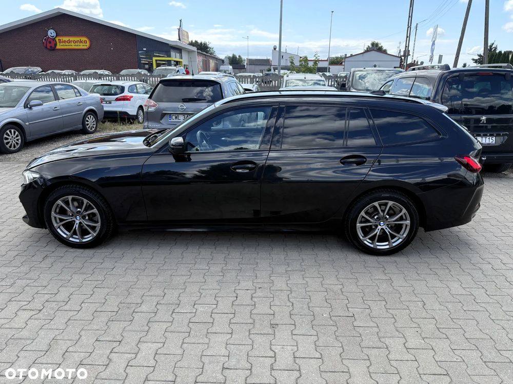 BMW Seria 3 320d xDrive MHEV Sport Line - 7