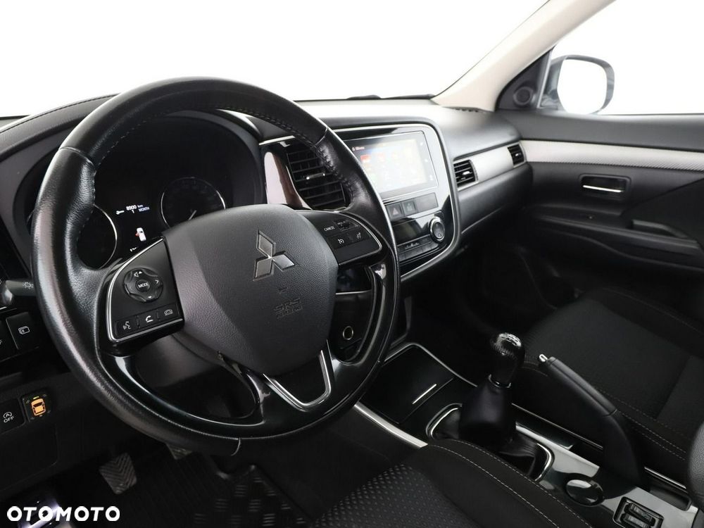 Mitsubishi Outlander 2.0 2WD - 15