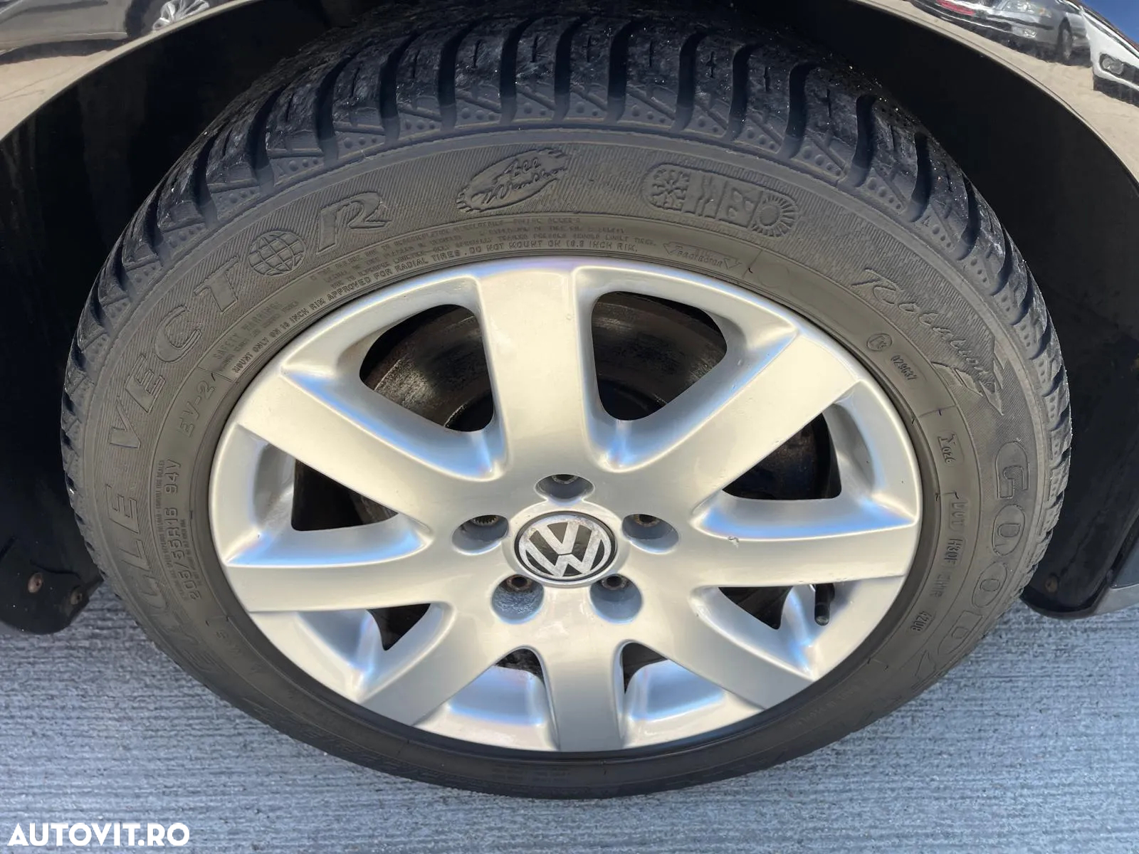 Volkswagen Passat Variant 2.0 TDI BlueMotion Technology Comfortline - 9