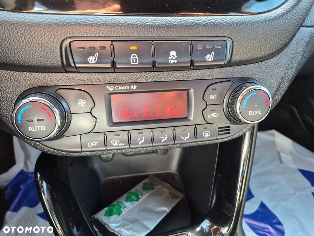 Kia Ceed 1.6 GDI Platinum Edition - 18