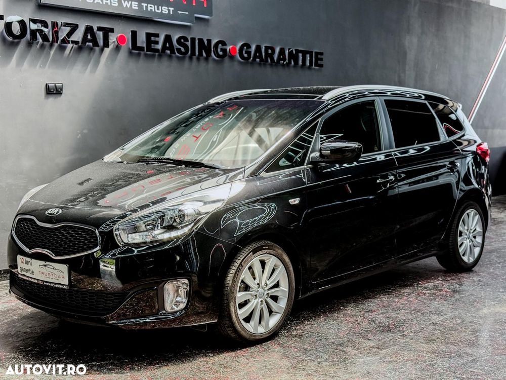 Kia Carens - 3