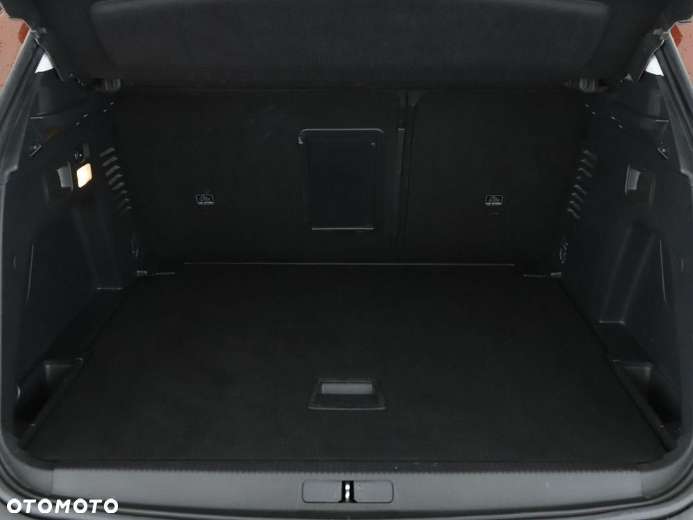 Peugeot 3008 1.2 PureTech Active S&S - 21