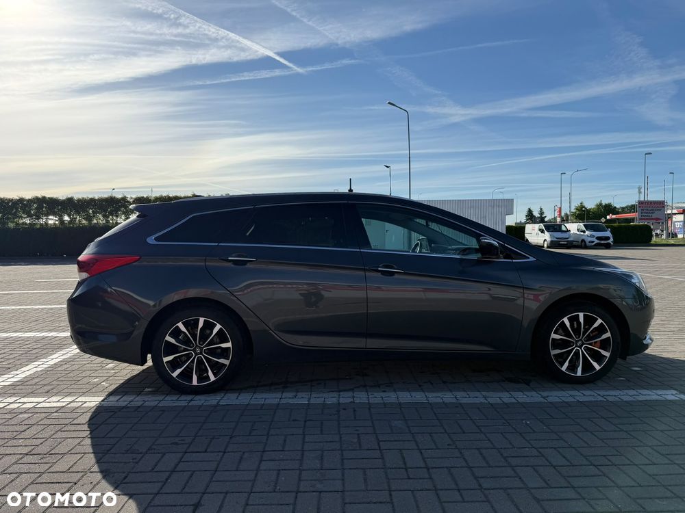 Hyundai i40 Kombi 1.7 CRDi DCT Style - 9