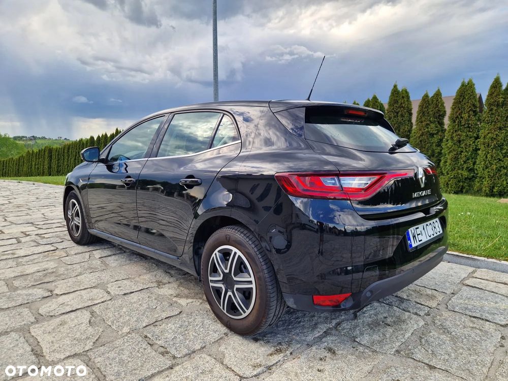 Renault Megane 1.3 TCe FAP Life - 6