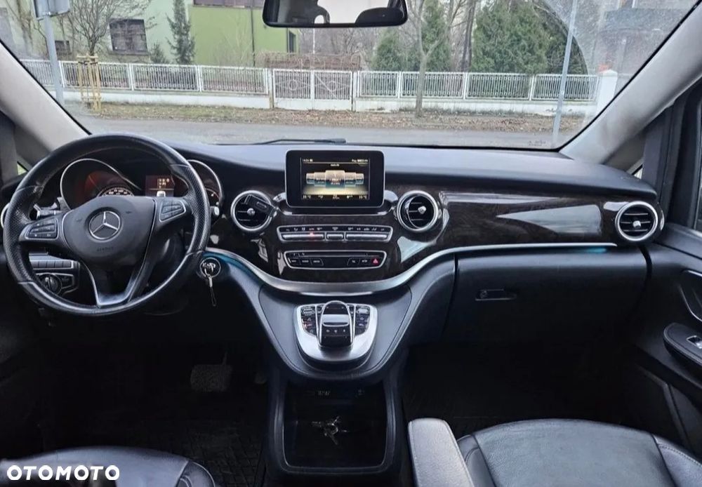 Mercedes-Benz Klasa V 250 (BlueTEC) d extralang 4Matic 7G-TRONIC Avantgarde Edition - 2