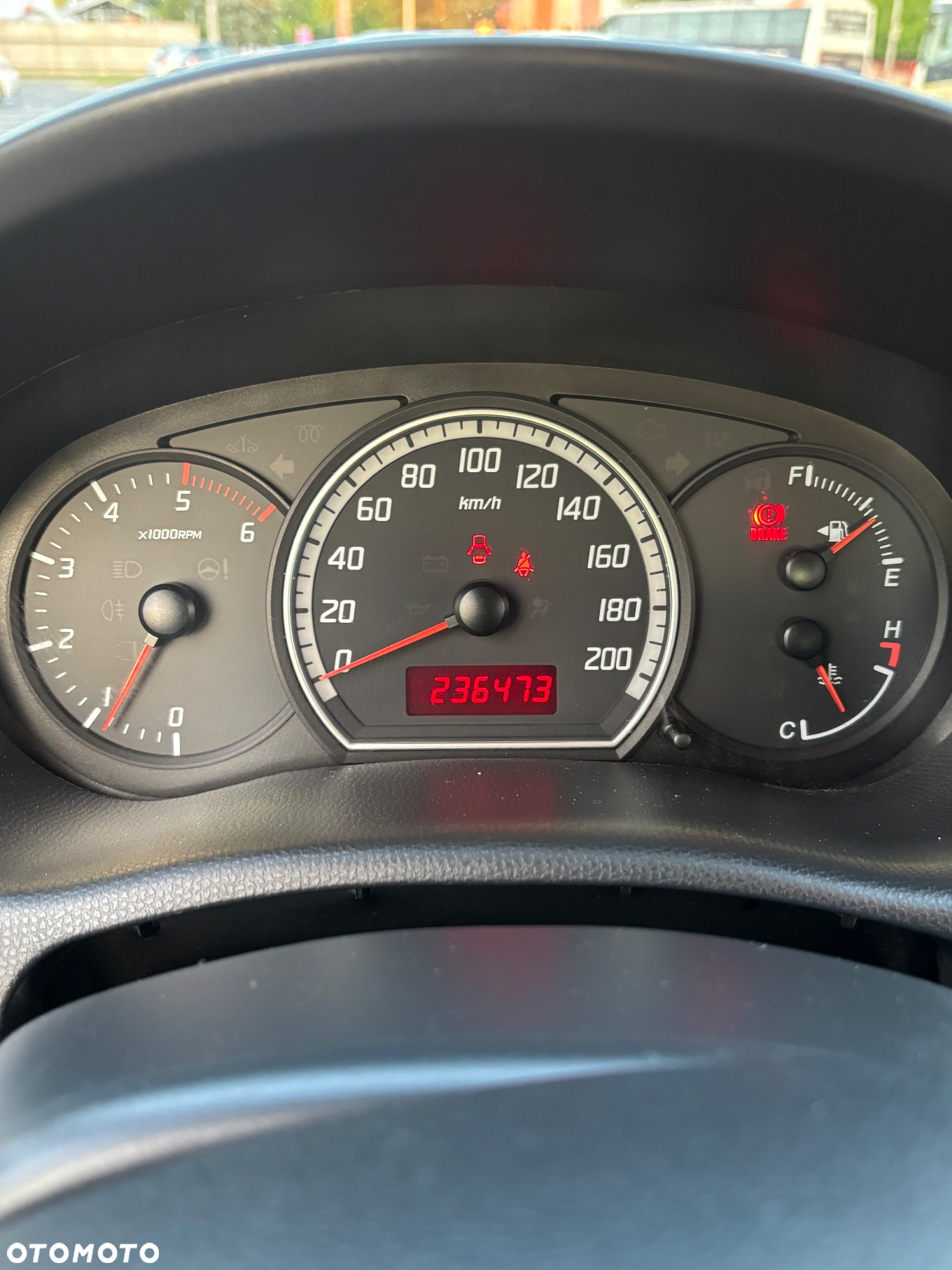 Suzuki Swift 1.3 DDiS Comfort - 12