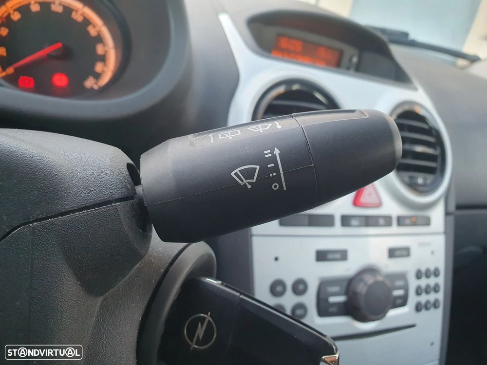 Opel Corsa 1.2 Enjoy S/S - 19